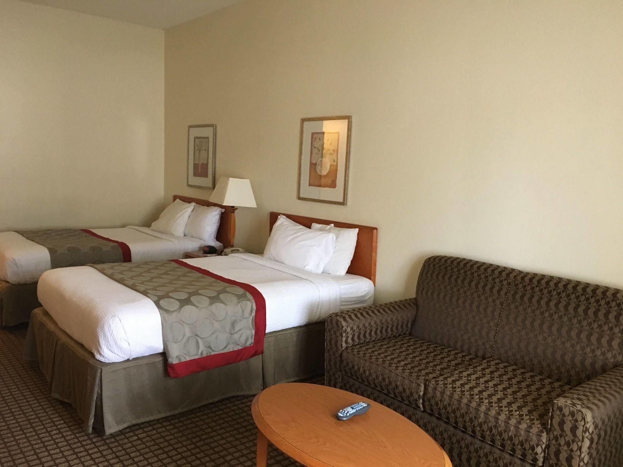 Red Roof Inn & Suites Vicksburg Esterno foto